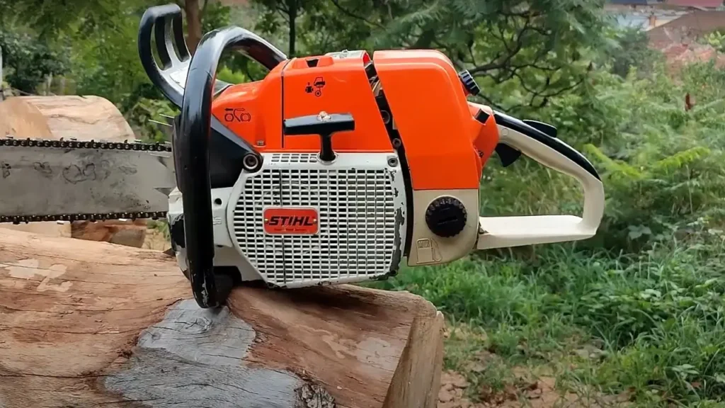Detailed view of Stihl 084 engine showing its robust design and advanced features.